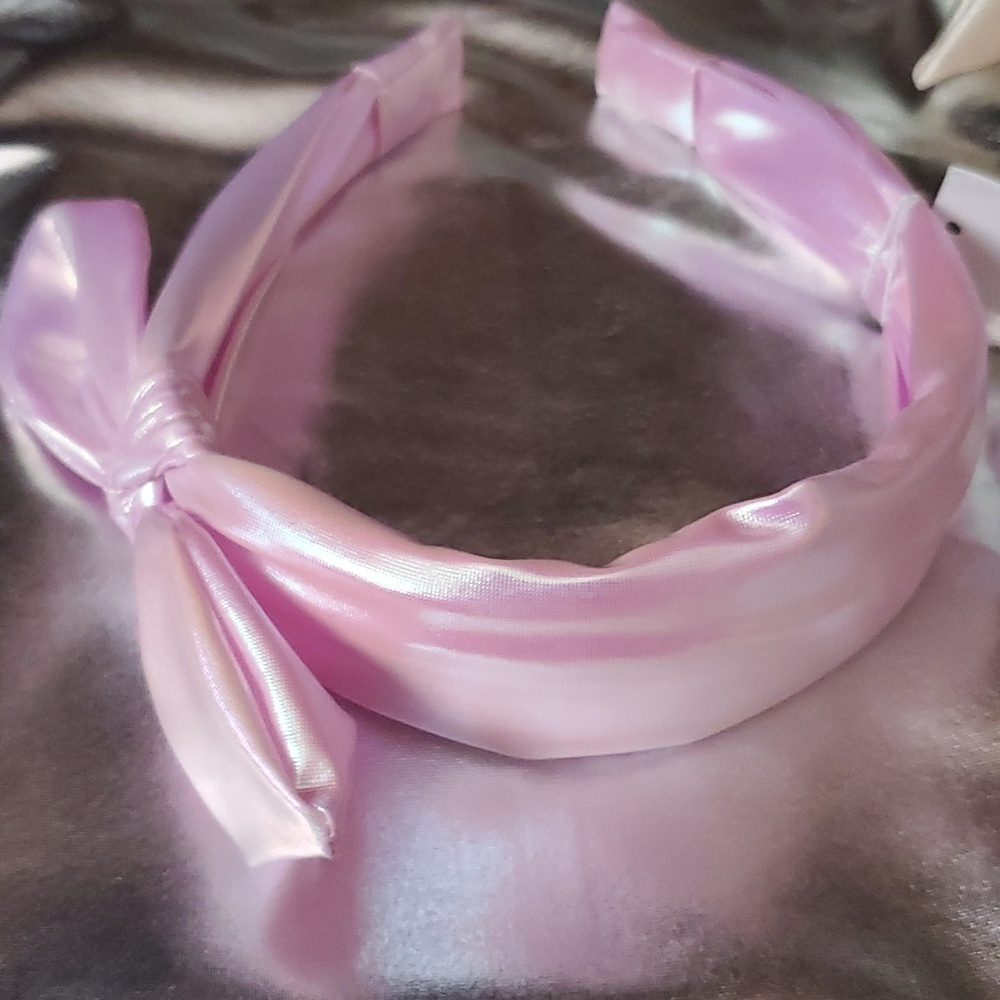 Beautiful headbands  2/$18 - Picture 8 of 10